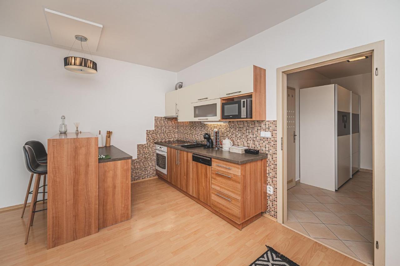 °°°Carolina'S Modern Apartment °°° Hradec Králové Esterno foto